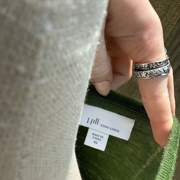 J. Jill Love Linen Flutter Ruffle Stacked Sleeve Forest Green Short Sleeve Top - Picture 6 of 10